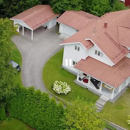 Lakeview Golf Villa *